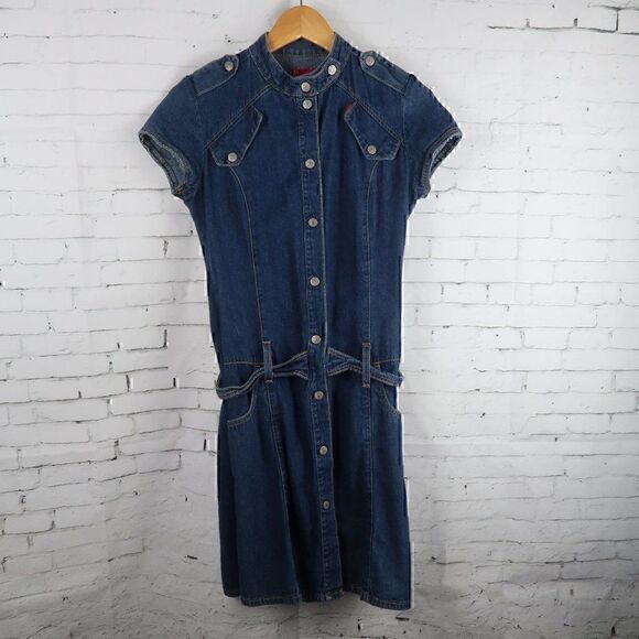 LEVI'S RED TAB BLUE DARK WASH DENIM CAP SLEEVE SNAP DOWN DRESS WOMENS SIZE SMALL - Picture 1 of 10